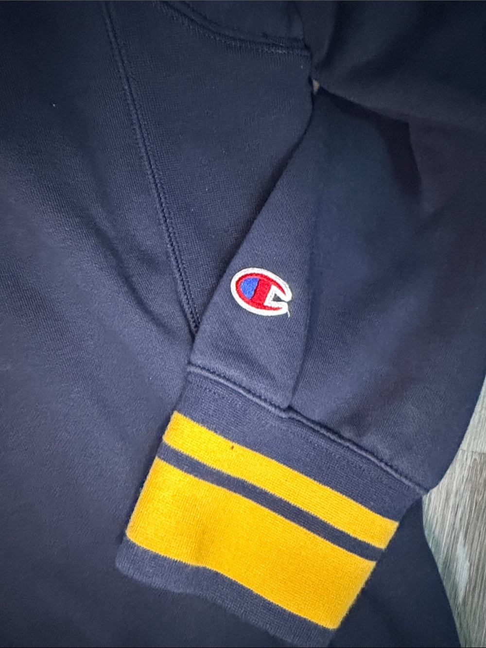 Champion Men’s Physical Ed. Limited Edition Mockneck - Picture 4 of 10